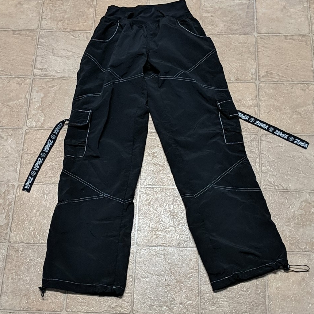 Zumba Cargo pants size medium